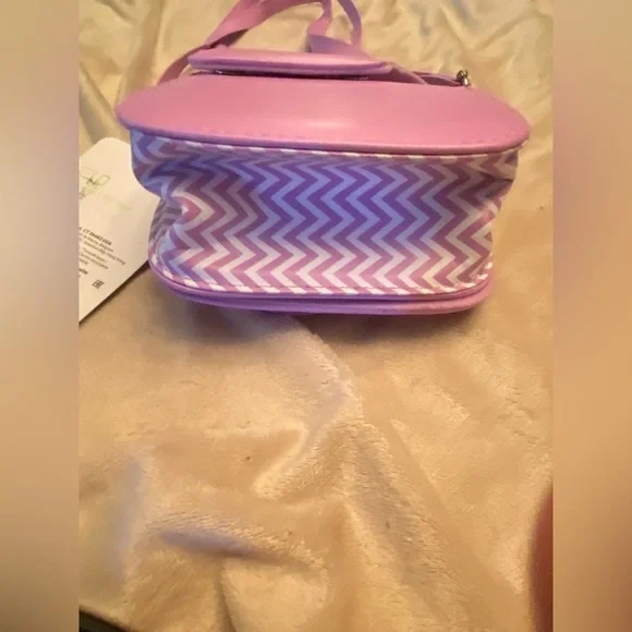 NWT Fujifilm Instax 7s Chevron Groovy Camera Case - Lavender - Picture 7 of 9